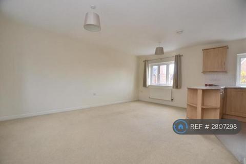 2 bedroom semi-detached house to rent, Woodvale, Gloucester, GL2