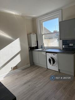 2 bedroom flat to rent, Sandgate, Folkestone, CT20