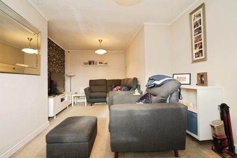 2 bedroom semi-detached house for sale, Hill Top Avenue, Barnsley