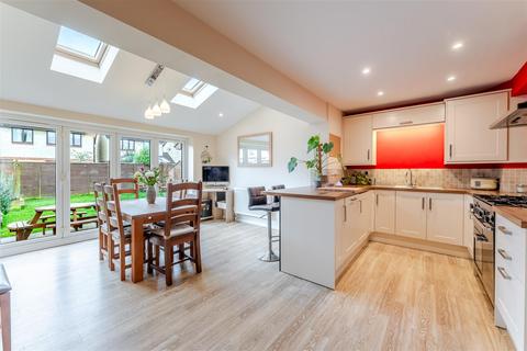 4 bedroom semi-detached house for sale, Extended, four bedroom semi detached home in the North End of Yatton