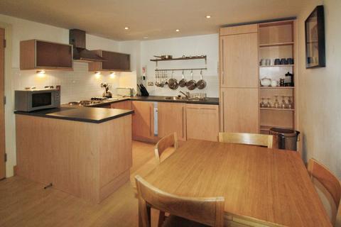 2 bedroom flat to rent, Little Neville Street, Leeds, West Yorkshire, LS1