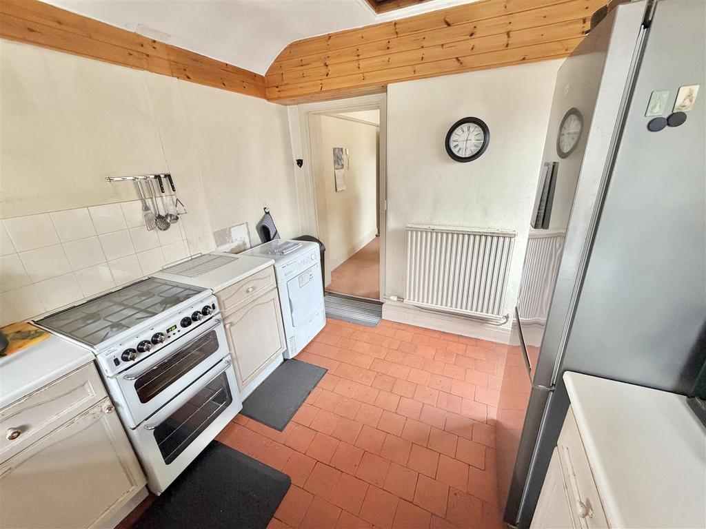 Kitchen 2