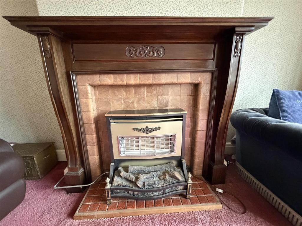 Sitting Room Fireplace Feature