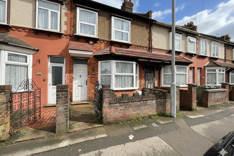 Hitchin Road, Luton, Bedfordshire, LU2 7ST