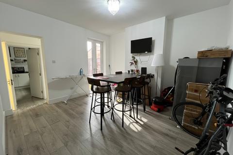 undefined, Hitchin Road, Luton, Bedfordshire, LU2 7ST