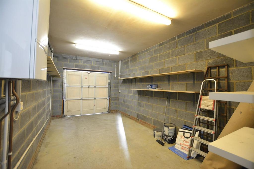 Garage.JPG