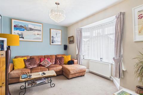 4 bedroom house for sale, Reading Road, Brighton