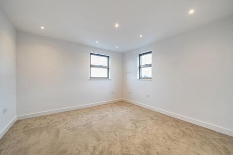 2 bedroom apartment to rent, Cricklewood Broadway, London, NW2