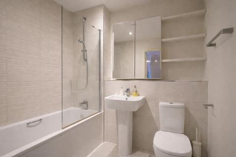1 bedroom flat for sale, Viscount House, 8 Lakeside Drive NW10