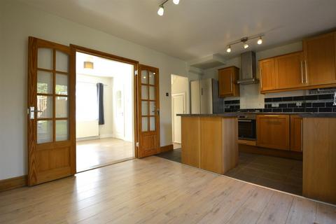 undefined, Kings Chase, Brentwood