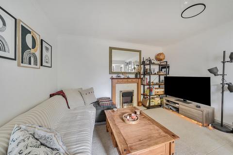 2 bedroom maisonette for sale, Abbots Avenue West, St. Albans