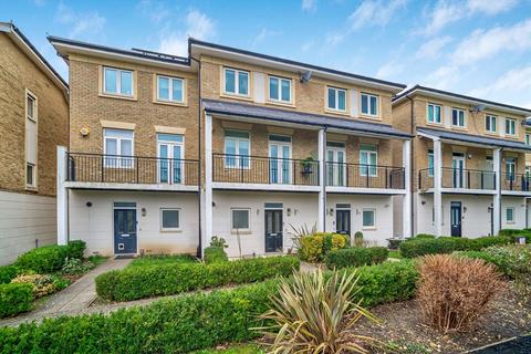 Marbaix Gardens, Isleworth TW7