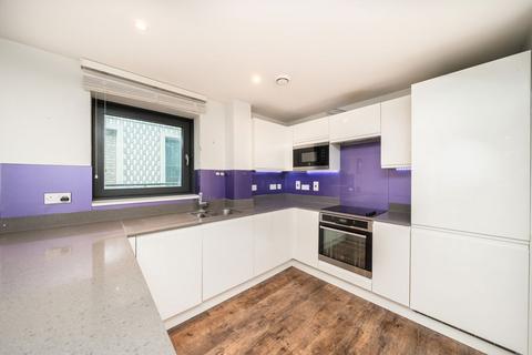 2 bedroom flat for sale, Osiers Road, London SW18