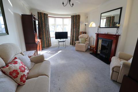 undefined, Roach Avenue, Rayleigh, SS6
