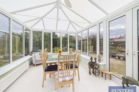 3 bedroom semi-detached house for sale, Rowan Avenue, Filey