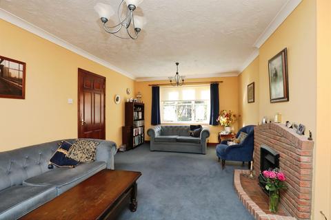 4 bedroom detached house for sale, Brailsford Close, Dereham