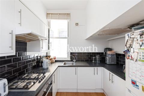 3 bedroom ground floor flat for sale, Finsbury Park Road, London, N4