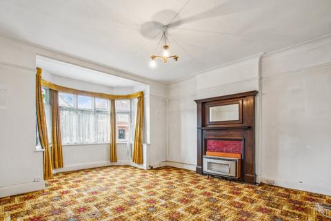 4 bedroom semi-detached house for sale, Netheravon Road, London