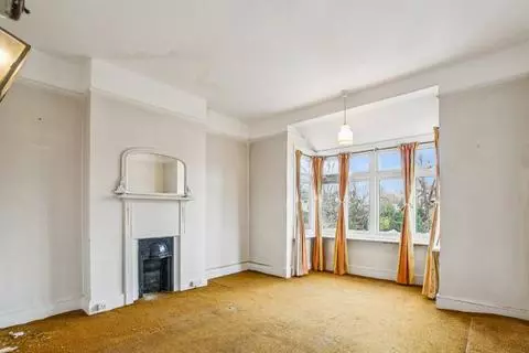 4 bedroom semi-detached house for sale – pohled 4