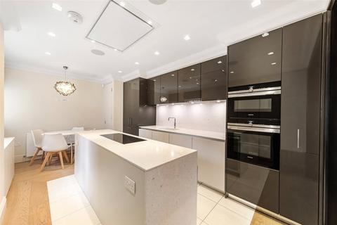 undefined, Iverna Court, Kensington, London
