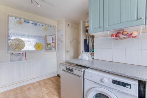 3 bedroom terraced house for sale, Hoveton Place, Badersfield
