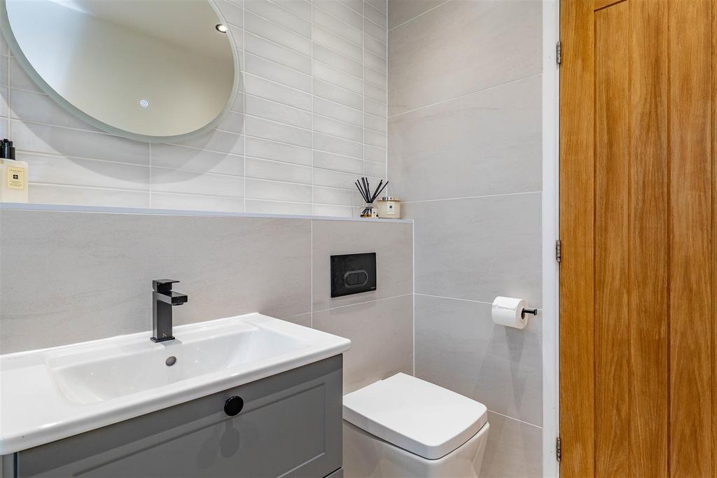 Family Shower Room