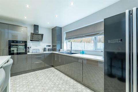 3 bedroom semi-detached house for sale, Stonecroft Road, Leyland