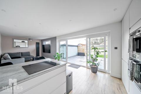 2 bedroom bungalow for sale, Cutlers Place, Wimborne, BH21 2