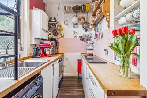 1 bedroom flat for sale, Glenthorne Road, London