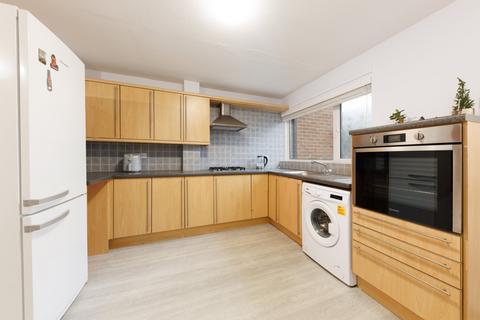 3 bedroom house for sale, Galgate Close, London