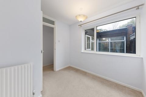 3 bedroom house for sale, Galgate Close, London