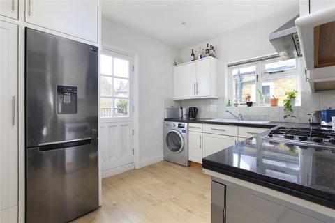 undefined, Prairie Street, London