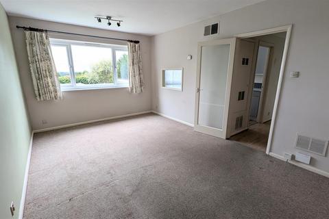 2 bedroom flat to rent, Hallam Grange Close, Fulwood, Sheffield