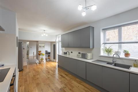 undefined, Grosvenor Place, Jesmond, Newcastle upon Tyne