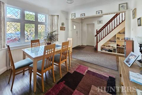 undefined, Park Close, Carshalton