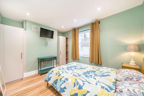 2 bedroom flat for sale, Prince Of Wales Road, London NW5