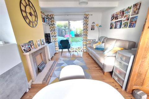 undefined, Cawsam Gardens, Caversham, Reading