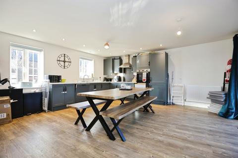 3 bedroom end of terrace house for sale, Blackwell Drive, Banbury