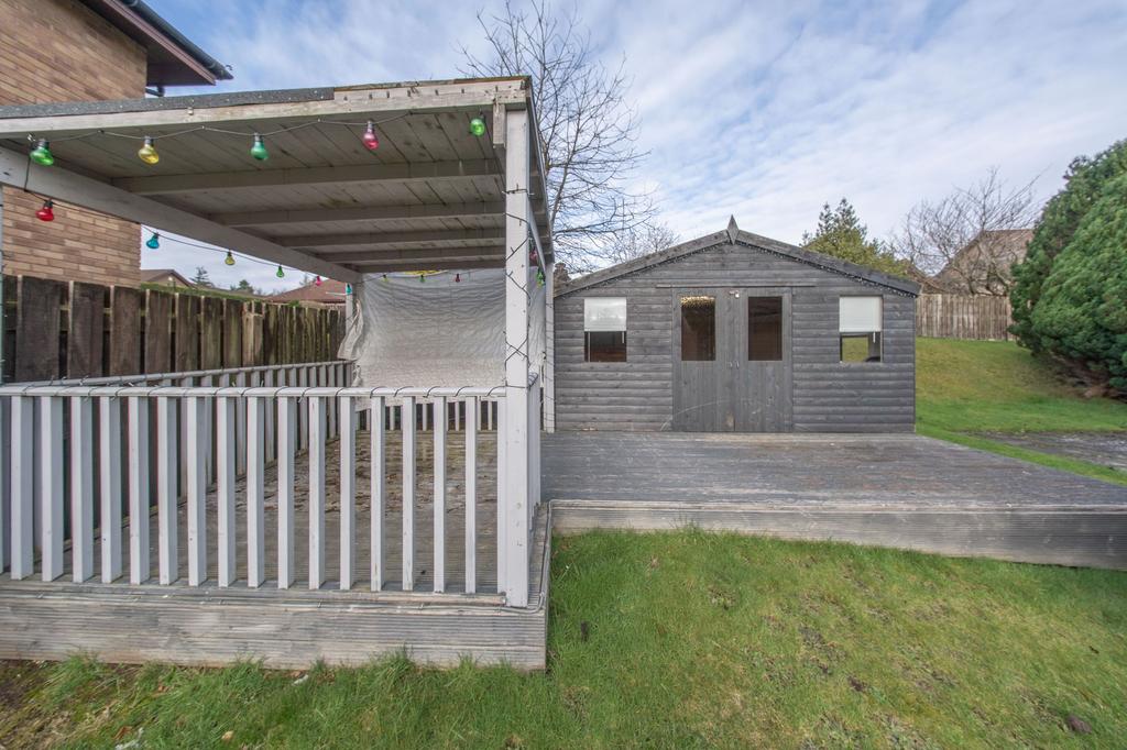 Decking & Summer House