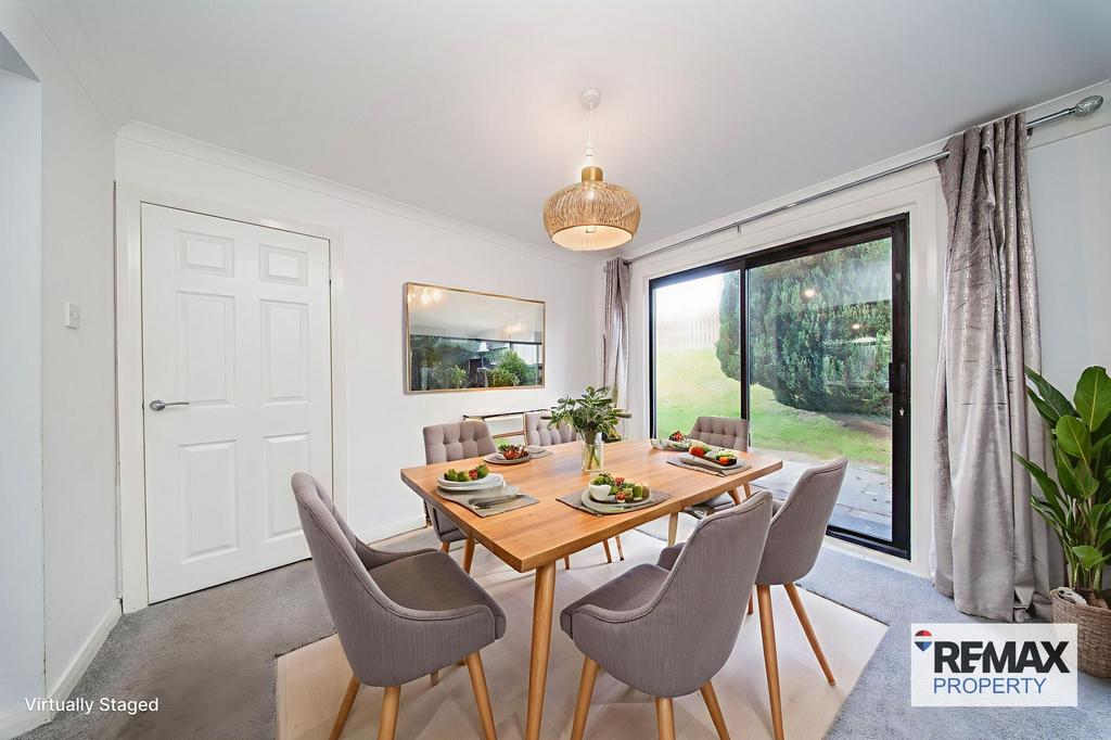 Virtually Staged Dining