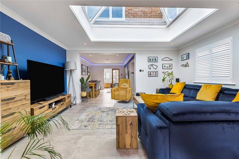 undefined, Sharfleet Drive, Strood, Rochester, Kent, ME2