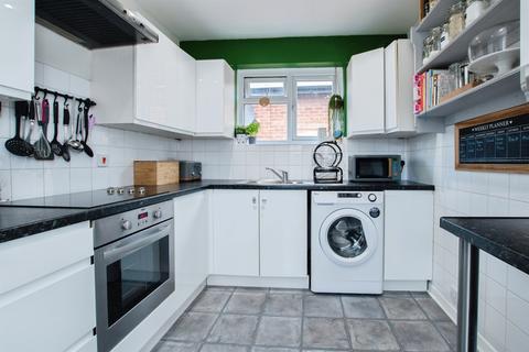 2 bedroom flat for sale, Heaton Road, Bournemouth