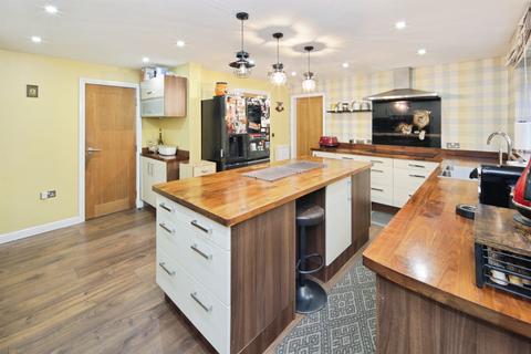 5 bedroom detached house for sale, Poplar Grove, Ryton On Dunsmore, Coventry