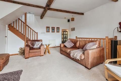 1 bedroom character property for sale, Helme, Meltham, Holmfirth