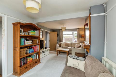 3 bedroom semi-detached house for sale, Queens Close, Thame