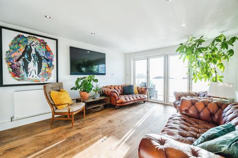 4 bedroom detached house for sale, St Andrews Drive, Seaford