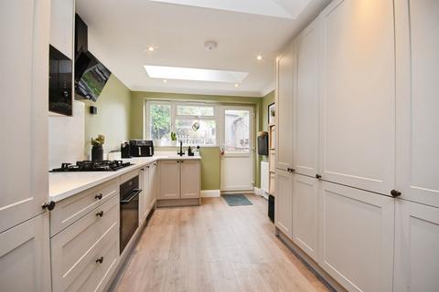 3 bedroom end of terrace house for sale, Harvey Street, HALSTEAD