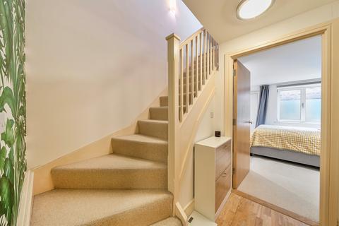 1 bedroom apartment for sale, Liberty Street, London