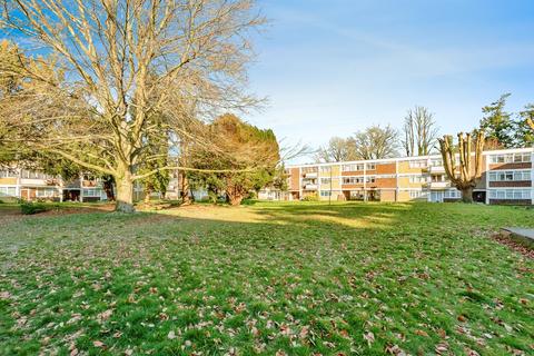 Ifield Drive, Crawley