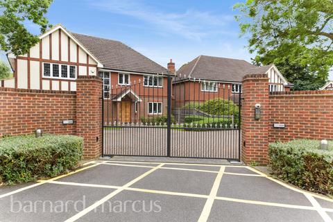 6 bedroom detached house for sale, Wickham Road, Croydon